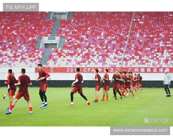 中国足球迎来新篇章 国足备战世界杯预选赛 力争历史性突破