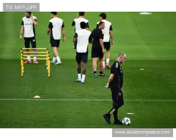 尤文图斯主帅调整战术体系力求重返巅峰备战新赛季重燃夺冠希望