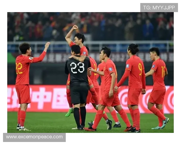 中国足球队新帅亮相 带队目标明确 力争2026世界杯晋级