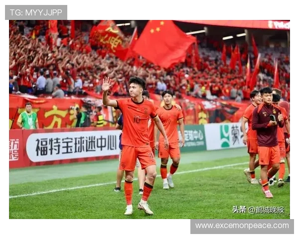 国足再度迎战亚洲劲旅全场鏖战九十分钟凭顽强意志险胜对手