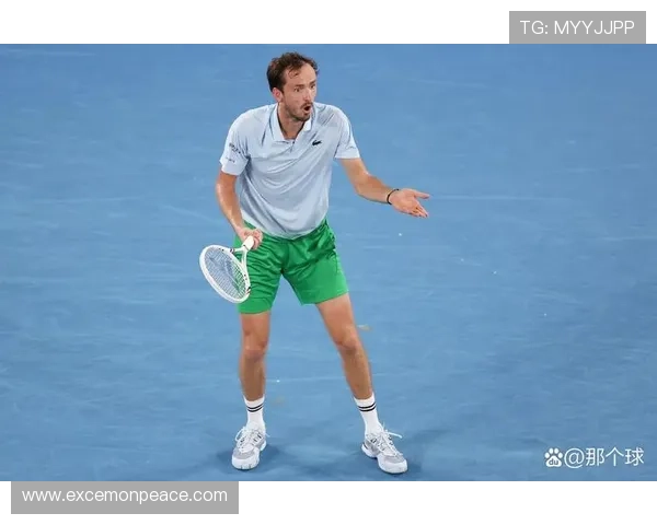 网球世界焦点：2025年赛季大满贯战况分析与球员表现回顾