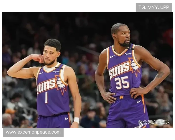 NBA赛季最新动态：超级球星交易风波引发广泛关注，球队重组势头强劲