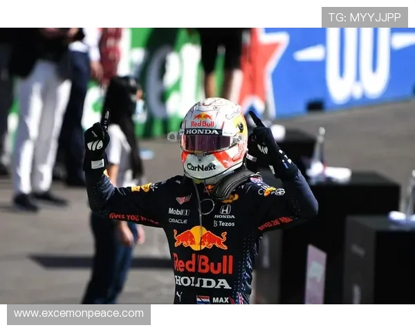 F1新赛季战火重燃维斯塔潘与群雄展开冠军博弈车队升级策略成焦点 F1新赛季战火重燃维斯塔潘与群雄展开冠军博弈车队升级策略成焦点